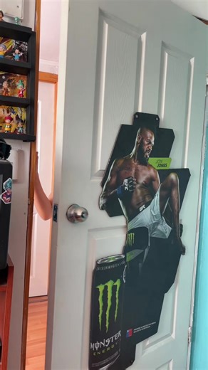 Cinturón UFC: La Noche Que Tenemos Casa Sola