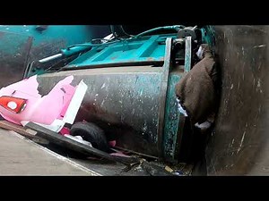 Bulky Truck: Crushing never stops, Let's take out the Waste~!