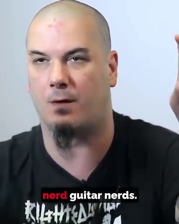 Pantera's Phil Anselmo remembers the legendary guitar prowess and stage presence of his late former bandmate Dimebag Darrell. | Loudwire