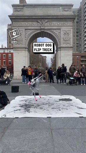 What in the future.. 😂🎥 ViralHog #newyork #future #robots #Tech | UNILAD