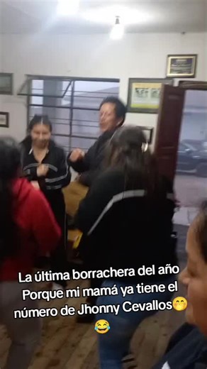 La última borrachera del año con Jhonny Cevallos