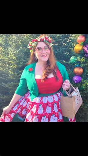 Making merry! We made our first visit to Grand Rapids Downtown Market to visit the magical Christkindl Market on Saturday. What a fantastic and festive experience with so many shops and so much incredible food that a second or even third visit is a must!! I'm shopping small this year, so this was an excellent way to find the perfect gifts for my loved ones and support local businesses with one stop. Small business Saturday is this weekend, so don't forget to check out all the amazing things to s