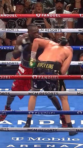 Modern day trilogy 🤯 | Top Rank Boxing: The Vault