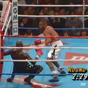 Not everyone can get away with a taunt like this 😮‍💨 | Top Rank Boxing