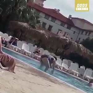 721K views · 2K reactions | These dives are worse than anything Neymar has ever done...  Follow ODDSbible for more! | SPORTbible | Facebook