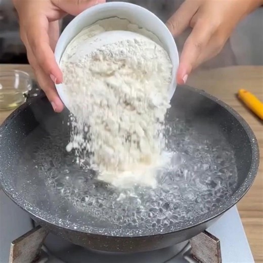 Homemade Empanadas: Quick and Easy Boiling Water Dough Recipe