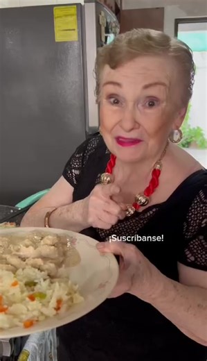 Receta fácil de pollo en crema con tocino y elote