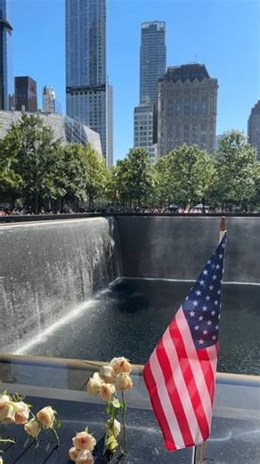 2.1K views · 176 reactions | ニューヨークの9/11メモリアル：2001年9月11日にどこにいたか覚えていますか？ | NewYork - NewYork.jp | Facebook