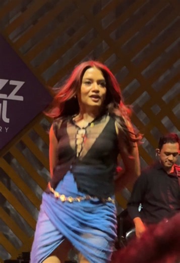 Cantika Abigail: Penampilan Menawan di Java Jazz Festival 2025