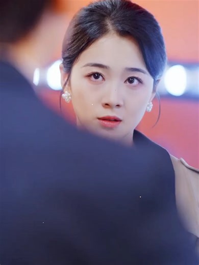 Choosing Between Love and Independence in Parenthood