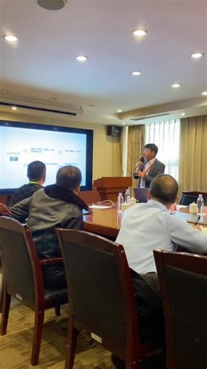 全身有600多块肌肉，不同肌肉都有什么功能？不同部位的肌肉受伤劳损后有什么症状呢？我们常见的症状有哪些呢？有哪些疾病容易被误诊呢？#误诊 #误诊了 #肌肉 #肌筋膜炎 #筋膜炎