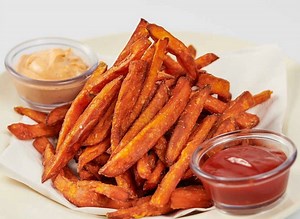 8 Restaurant Chains That Serve the Best Sweet Potato Fries