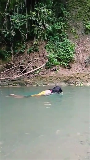 oy galing, handstand swim challenge,pataas pa yan