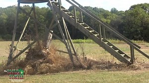 The Blind Turtle Hardshell Hunting Blind. It helps conceal and keep you comfortable. American made a light weight. Blind Turtle | Innerlocs Out-There TV