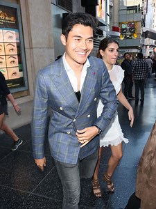 How to Wear a Sport Coat With Jeans (Without Looking Like a Basic Bro)