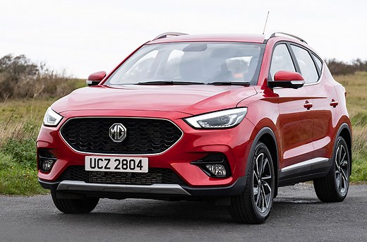 Apple CarPlay on MG ZS, how to connect