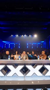 62K views · 717 reactions | Ahora si, ¡se activó esta cuestión! ✨ La mesa de jueces hoy tiene un upgrade que se ríe solo: @jochysantos  Prepárense para talento y risas con pedigree. Confirmen: se siente una vibra como de “esto se va a poner bueno”, ¿verdad? Vayan a sintonizar en @colorvisionc9 o nuestro canal de YouTube. #DominicanasGotTalent #DGT3 #CorteDeJueces | Color Vision Canal 9 | Facebook