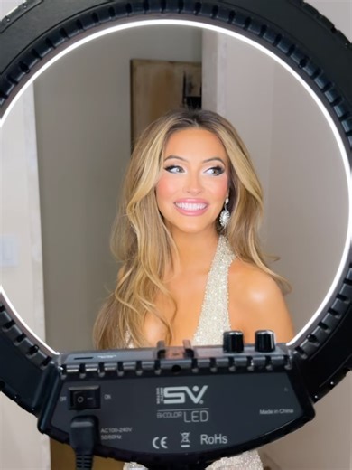 Emma Willis Makeup & Hair on Instagram: "@chrishell.stause ✨ For The Golden Globes United Talent After Party 💃🏼 . Hair @hairbybradleyleake Makeup @emmawillishmu 💋 . GET THE LOOK💄🎨👇🏻 . SKIN PREP ✨ @alliesofskin Beta Glucan ‘Advanced Hydrating Serum x Peptides & Antioxidants Advanced Firming Daily Treatment x Peptides & Omegas Firming Eye Cream x @makebeautyofficial Lip Reset Mask Lunar Lemonade . SKIN ✨ @maybelline Lumi-Matte Foundation x @c