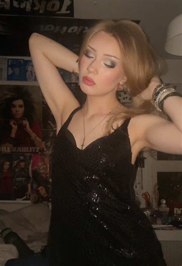 2000s Party Outfit Inspiration for Fashion Lovers