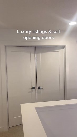 Behind the Scenes of Real Estate Video Production