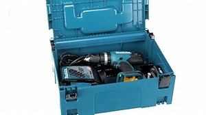 Makita Akku-Schlagbohrschrauber 18 V/ 1, 5 Ah inklusive Akku-Lampe, DHP453RYLJ Schwarz / Blau