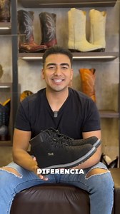 1.2K views · 19 reactions | ‼️nuevo modelo‼️ Checa nuestro nuevo modelo “kimber” en su increíble piel de Python, hecho para tareas rudas sin perder estilo y comodidad✨ +52 477 925 3523 #mexico #usa #texas #boots #botas #huapango #banda #mexico #ordenaya #botasvaqueras #westernstyle #cowboy #moy #vaquero #baile #compraya #truck #kimber | Botas El Malcreado | Facebook