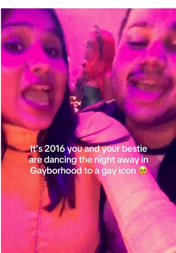 Straight from the Snapchat archives of 2016. The worst year possible for me which meant a lot of partying and staying out late night but had my bestie through it all #2016 #throwback #philly #partyanimal #millennial
