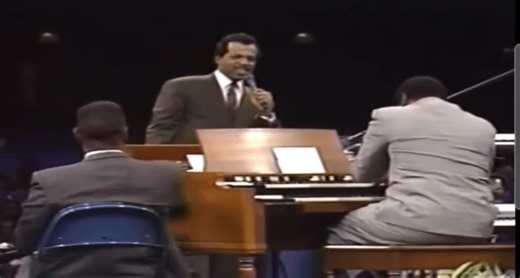 Gospel Classics: The late Bishop Carlton Pearson and the late Billy Preston!!!! The way Billy played with his feet is phenomenal!!! His organ settings are unmatched. | KPMM Kansas City's Online Radio