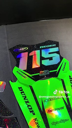 Kawasaki Vivid Graphics Kit for KX450F | Omega Motographics