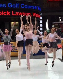 BEST morning dancing & working out w @goodmorningamerica and the amazing #BalletBeautiful Team!!! Join in on our full workout now streaming on abcnews.go.com/live & get ready that killer #BalletBeautifulBurn 󾆢󾭚❤️ #dance #BalletBeautifulFit | Ballet Beautiful