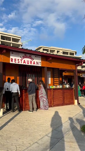 LA BAIE DES ROIS | Le Buffet