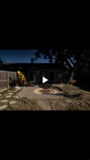 #homerenovation #backyardtransformation #luxuryoutdoorliving #infinitypool #outdoordesign #realestatevalue #beforeandafter #landscapedesign #dreambackyard #homeimprovement #2026goals… | andy amari