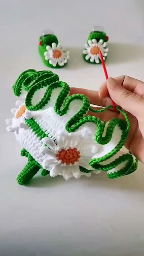 Lovely crochet baby hat🥰😍😍 . . . . . #crochetcraft #crochet #crochetaddiction #crochetselling #handmadeshoe #crochetshopping #crochetcraft #microcrocheting #reels #tips #crochetreelsplay #howto #reels2024 #reelschallenge #reelsviralシ | Beautiful DIYs