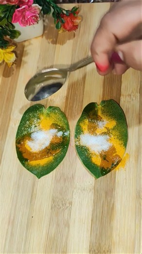 Ayurvedic use of Peepal leaves New Kitchen Tips #Shorts #Youtube Shorts 👌 #Viral Tips