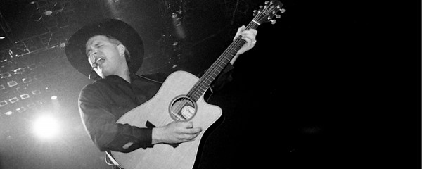 Remember When: Garth Brooks Brings Country Music to New York City with Historic Central Park Concert