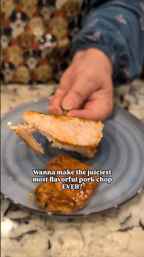 How to Cook PERFECT Pan-Seared Pork Chops Every Time #shorts #cookingtutorial #recipe #easyrecipe