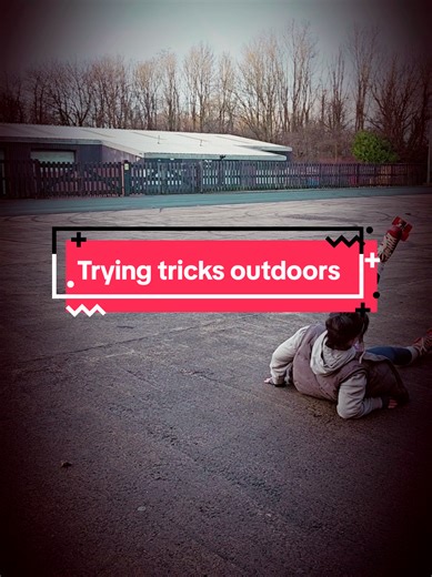 First time trying tricks outdoors...nerves where high but having plenty of space was epic...and I figure in time I'll get used to it and relax more ❤️🛼🛼 #skatingtiktok #rollerskating #rollerskatingtiktok #skating #skate