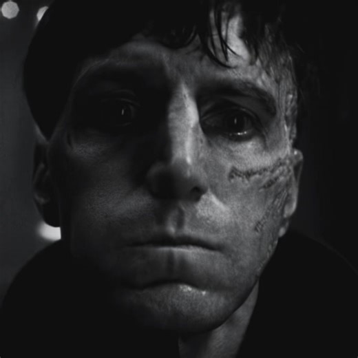 and if I say she's getting jean grey?! #elevenhopper #el #strangerthings5 #janehopper #milliebobbybrown