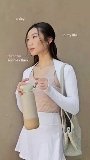 A Day with Melissa and her Customizable Sunnies Flask