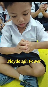 Play dough provides a sensory experience that helps to develop fine motor skills, ease tension and improve imagination, aiding early childhood development in a playful way. Playing with play dough is a very kinaesthetic activity that is good for the muscles, joints and bones in your child's arms and hands. #kindergarten #kindergartenteacher #playdoughplayactivities #playdoughfun | Teacher Carla