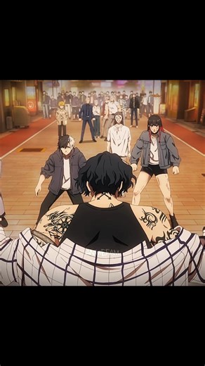 ENDO on Instagram: "Yamato Endo vs Furin 💀 || windbreaker 日本利用压电瓷砖将脚步转化为电能。这些瓷砖捕捉来自你脚步的动能。当你行走时,你的重量和动作会对瓷砖产生压力。瓷砖会轻微弯曲,从而产生机械应力。瓷砖内部的压电材料将这种应力转化为电能。每一步都会产生少量电荷,而数百万步结合在一起就能产生足够的电力来驱动LED灯、数字显示屏和传感器。在像涩谷车站这样繁忙的地方,每天大约有240 万个脚步为这一系统作出贡献。这些电能可以被储存或立即使用,从而减少对传统电力来源的依赖,并支持可持续的城市基础设施。这种方法将日常运动转化为实用的可再生能源 #日本 #知识 #事实 #你知道吗 #推荐 科技 创新 历史 技术 实验 热门"