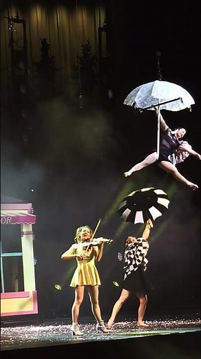 Lindsey Stirling - Let It Snow! LIVE CLIP 2 - Rio Rancho, New Mexico (December 7, 2025)