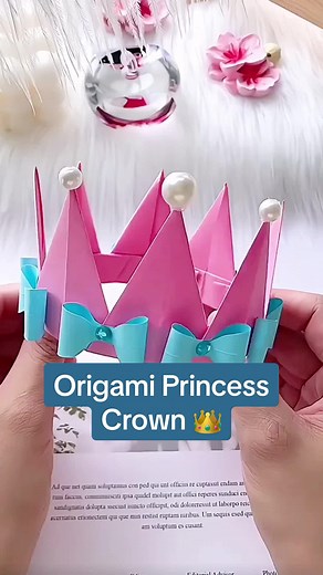 Origami pink princess crown. #origami #origamipaper #origamiprincess #papercrown #origamicrown