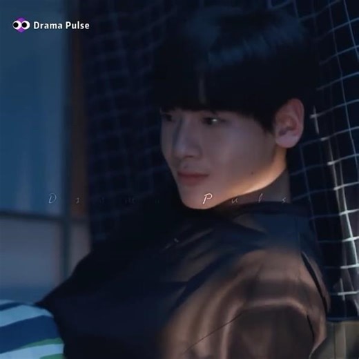 Sweet Short Drama| Hiding under the quilt for check,a pair of pink feet exposes everything