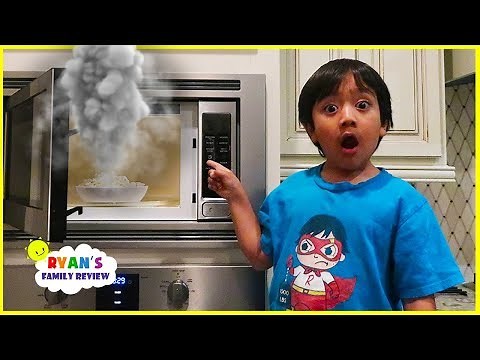Ryan's Daddy burnt the popcorn while mommy was away!!!