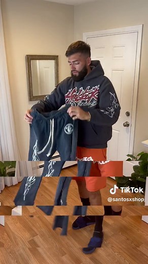 Try On 🎥 Hellstar Capsule 9 Sweatapants 🔥 #hellstar #hellstarstudios #santosxshop #drake #fashion #hype #streetwear