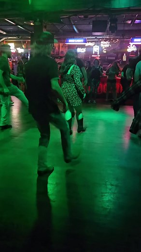 Experience the Excitement of Dixie Dance Floor Tonight