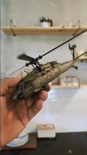 Mini Black Hawk UH-60 XK-170