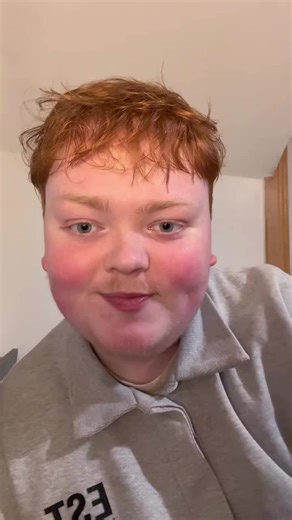 HELP ONLY THE POETS GET A TOP 10 DEBUT!! The ultimate grassroots band Only The Poets released their debut album just last Friday 💛💛 If you follow us, it’s likely you’ve heard us yapping about it! Well, Only The Poets are looking towards their first top ten in the UK @Official Charts - but they need YOUR help to make that happen!! **Please note as it’s very nearly Friday, only iTunes downloads count towards charts !! #onlythepoets #andiddoitagain #grassrootsband #upcomingband @Only The Poets @O