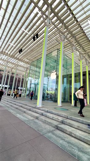 Introducing the New MacBook Neo: A Game Changer